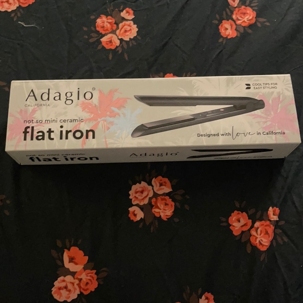 Adagio flat iron, hair straightener
